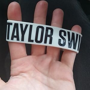 Taylor Swift rubber bracelets